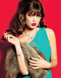 8294478_Guess_Accessories_Fall_2011_Ad_Campaign_4.jpg
